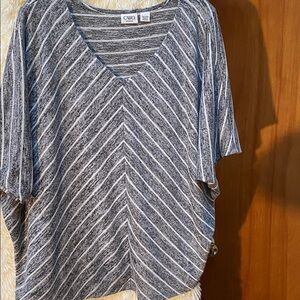 Cato Women’s Grey And White Striped Dolman Sleeve Top. Size 22/24W